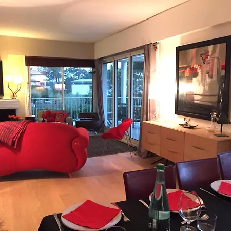 Chambre-d'amour Sleeps 8 Pool Wifi