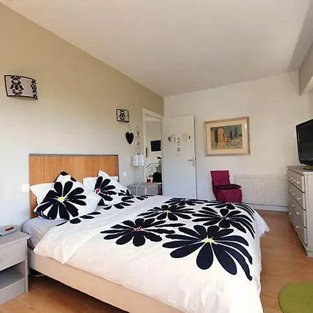 Chambre-d'amour Sleeps 8 Pool Wifi アングレット